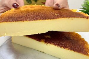 Bolo de queijo um bolo delicioso para o seu lanche da tarde ou café da manhã