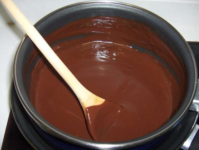 Cobertura de chocolate simples
