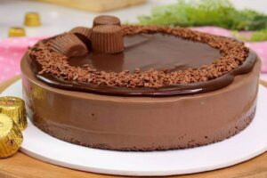 Torta mousse de chocolate Alpino feita sem forno sem liquidificador e sem gelatina
